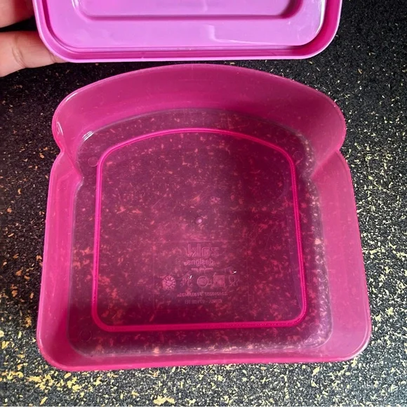 Hello Kitty Container - Picture 8 of 8